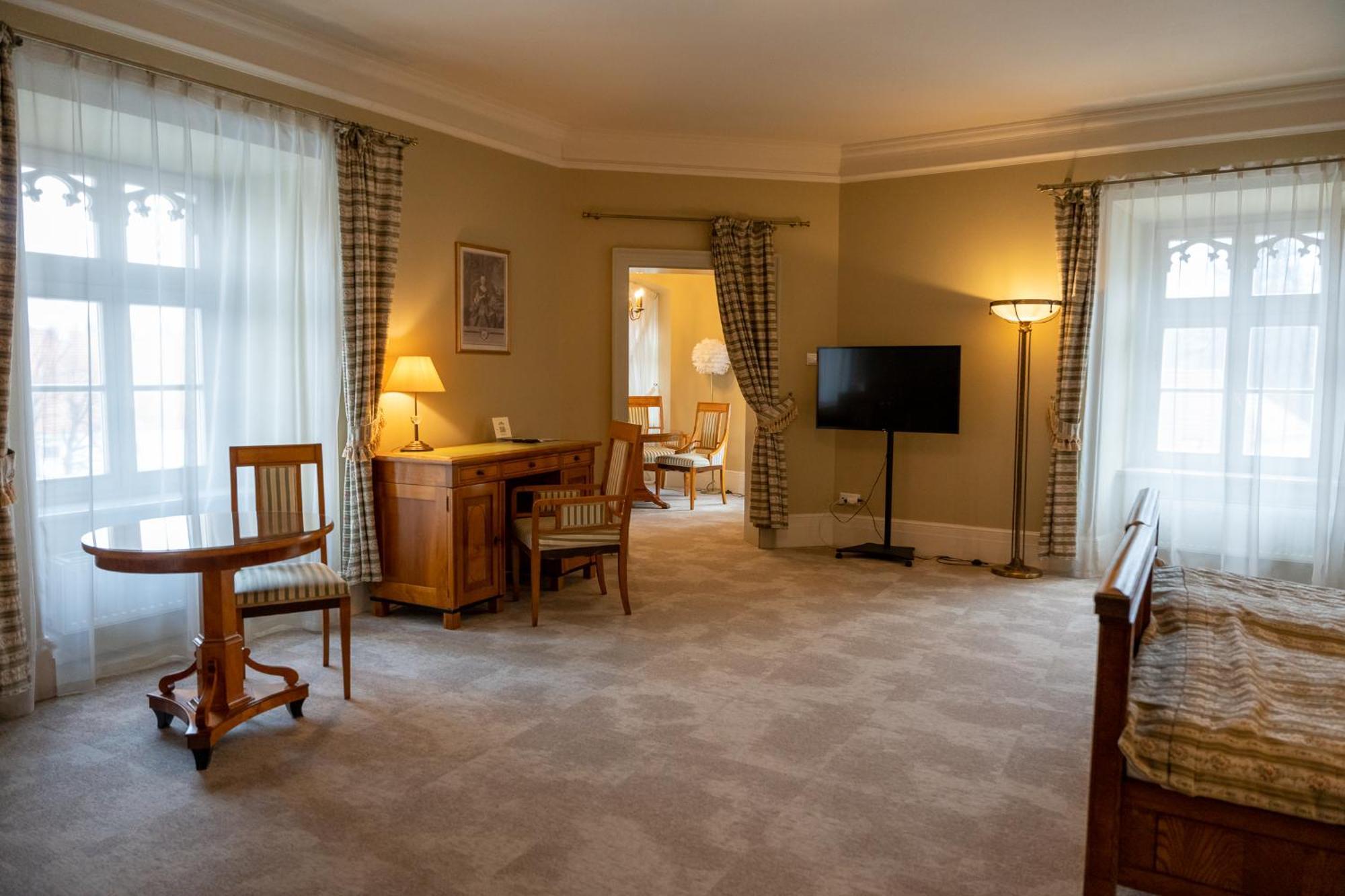 Palac Wojanow Zimmer foto